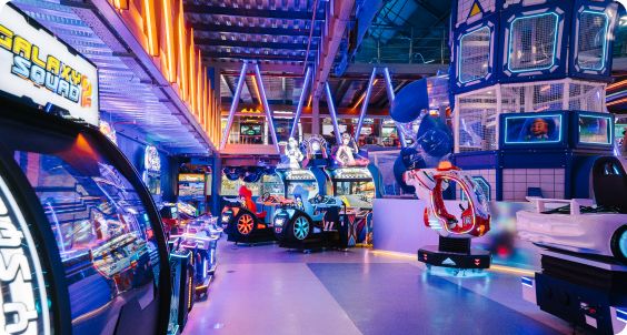 Atracciones y máquinas de Crucijuegos
